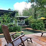 Villa Paradiso *
